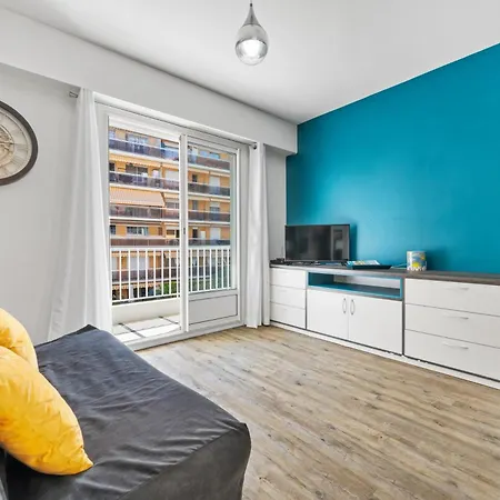 Le Palais - Centre-ville - Bord De - Terrasse - Wifi Apartment