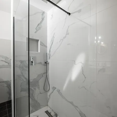 Daire Le Palais Centre-ville - Proche Terrasse Wifi *